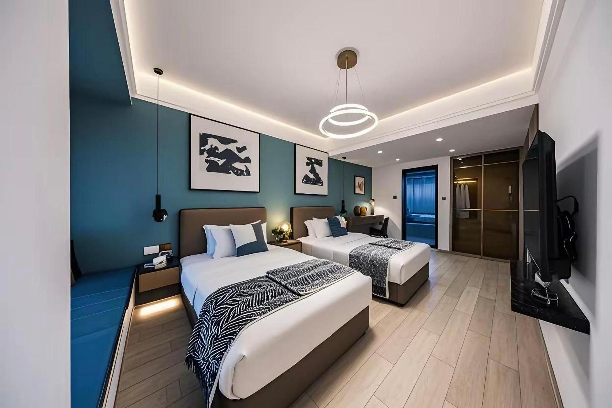 Yun Jin City View Hotel - Guangzhou Taikoo Hui Zhujiang New Town Tianhe Sports Center Exterior photo
