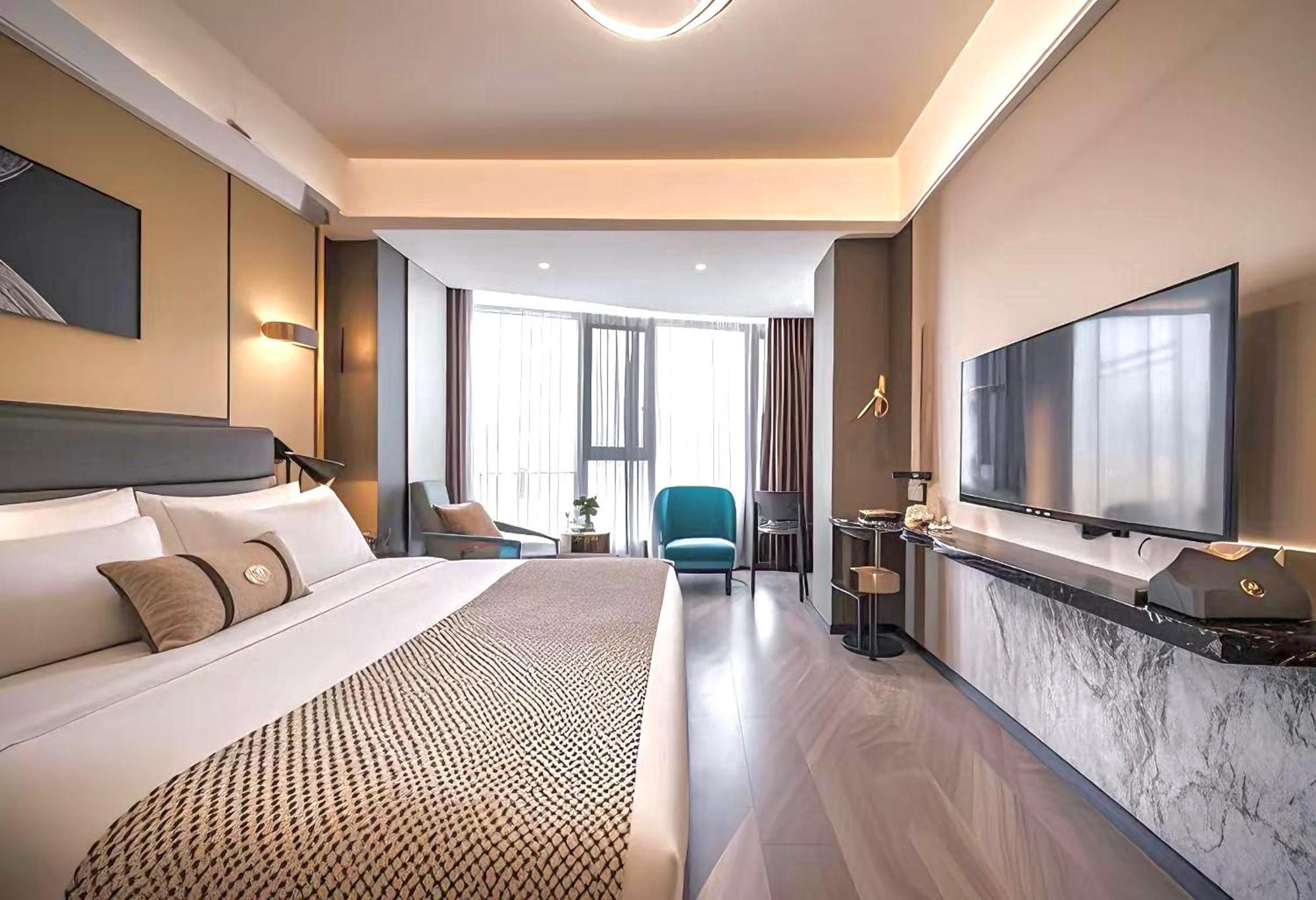 Yun Jin City View Hotel - Guangzhou Taikoo Hui Zhujiang New Town Tianhe Sports Center Exterior photo